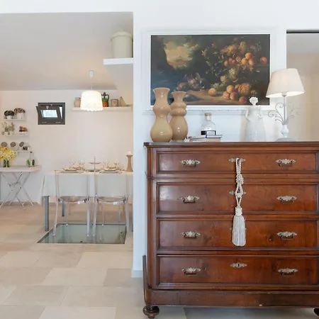 La Corte Bianca Luxury Villa *