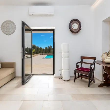 La Corte Bianca Luxury Villa *