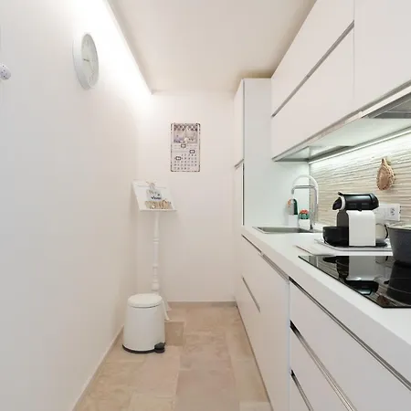 La Corte Bianca Luxury 奥斯图尼